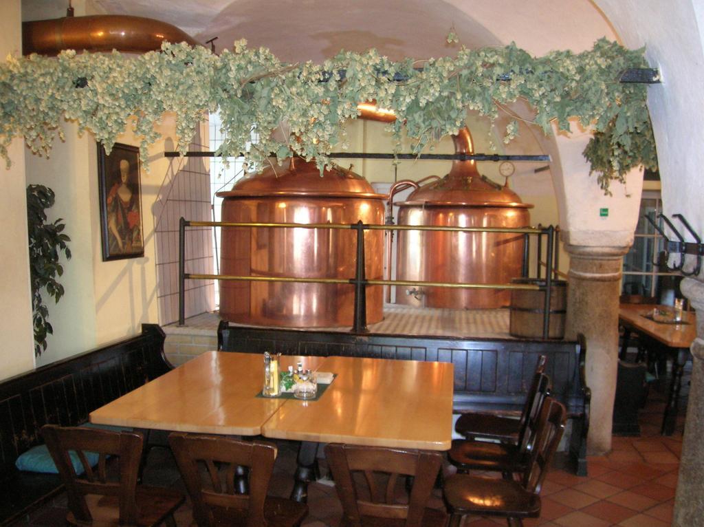 Schlossbrauerei Weinberg - Erste Ooe. Gasthausbrauerei Kefermarkt Extérieur photo